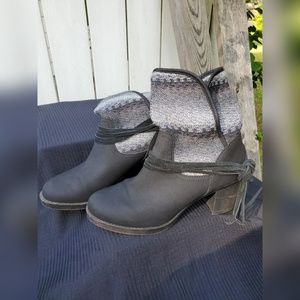 JustFab chunky heel black boots, Size 11--EUC